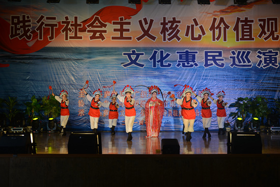 合肥市文化館文化惠民演出走進(jìn)廬江縣