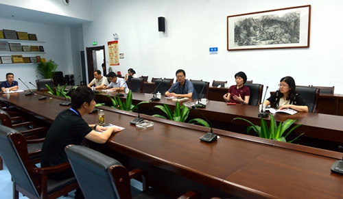 合肥市發(fā)改委副主任拱艷一行調(diào)研合肥市文化館