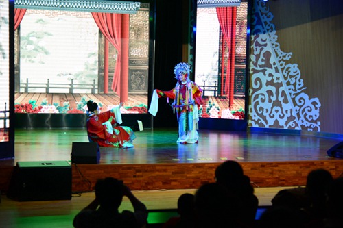 我館舉辦“迎中秋慶國慶喜迎黨的十九大” 梨園芬芳戲曲演唱會(huì)