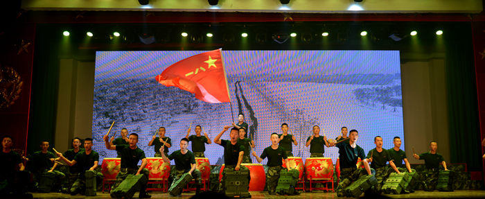 “文化進軍營•致敬子弟兵”合肥市舉辦八一軍民聯(lián)歡會