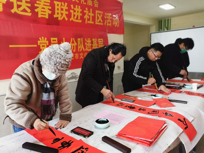 喜迎新春，福氣春聯(lián)送不停！