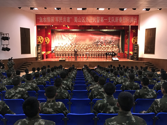 紅色經(jīng)典走進(jìn)軍營(yíng)